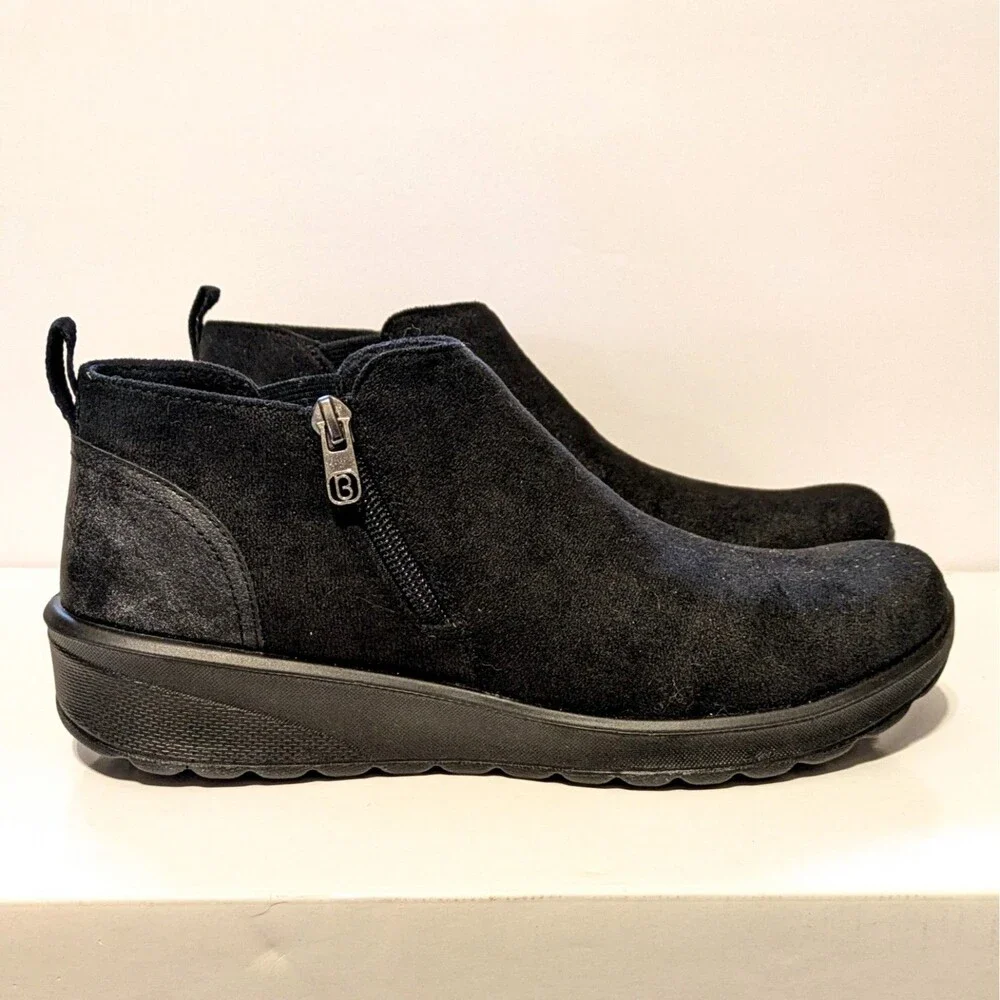 Bzees Greta by LifeStride Women's Black Ankle Boots Vegan Suede Comfort size 8